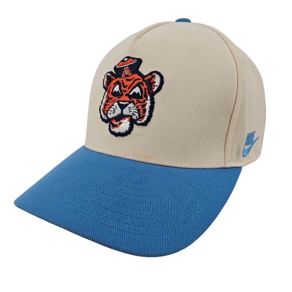 Nike Auburn Tigers Academic Rise Dri-FIT M/L Adjustable Hat in Cream & Blue